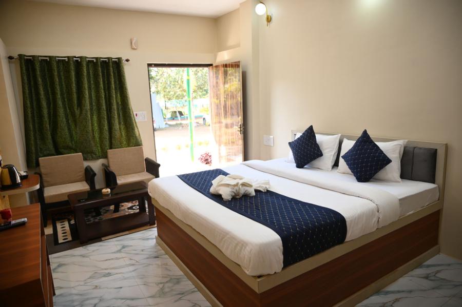 DELUXE ROOM / SIMILIPAL GALAXY